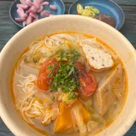 Huyen Nguyen Cat - ảnh 2